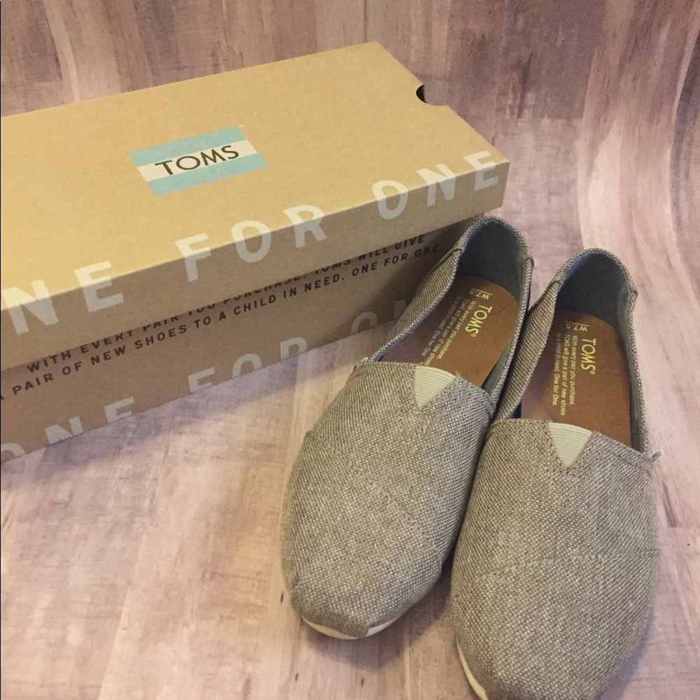 Desert Taupe Poly Women’s Classics NWOT